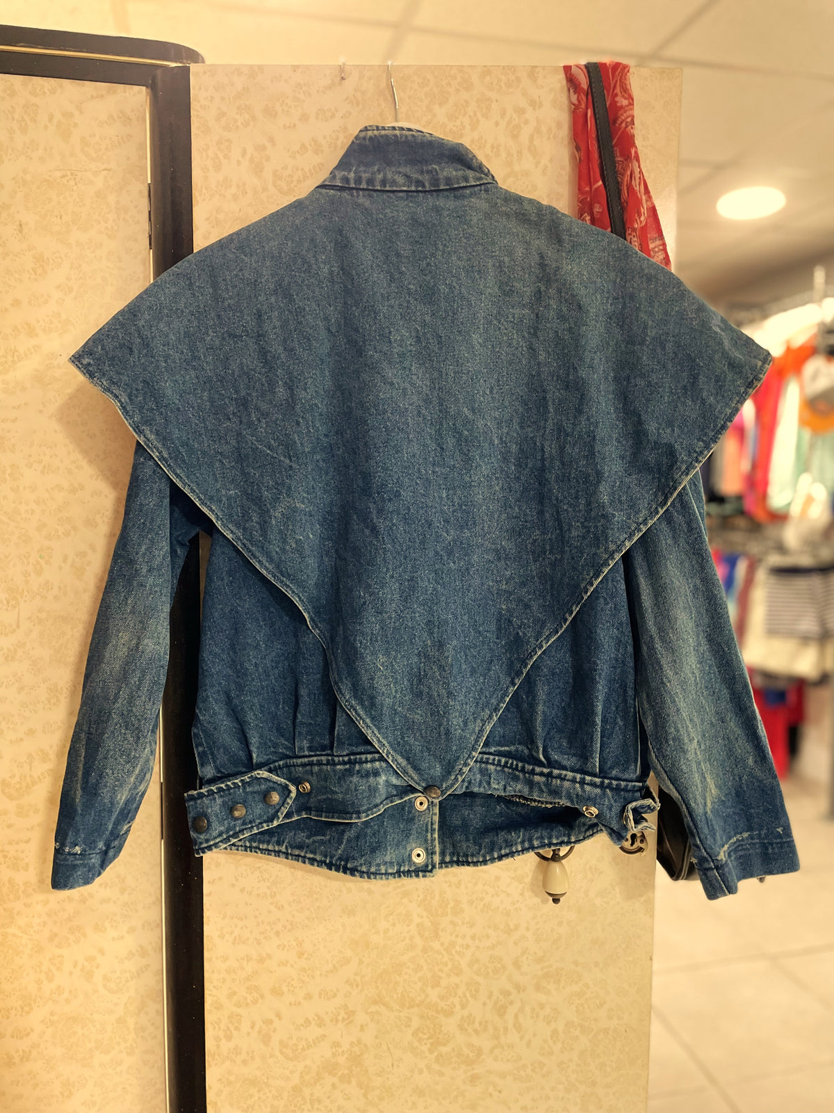 UNIQUE ITEM: Vintage, 80s Γυναικείο Τζιν Τζάκετ σε Κλασικό Denim (Large)
