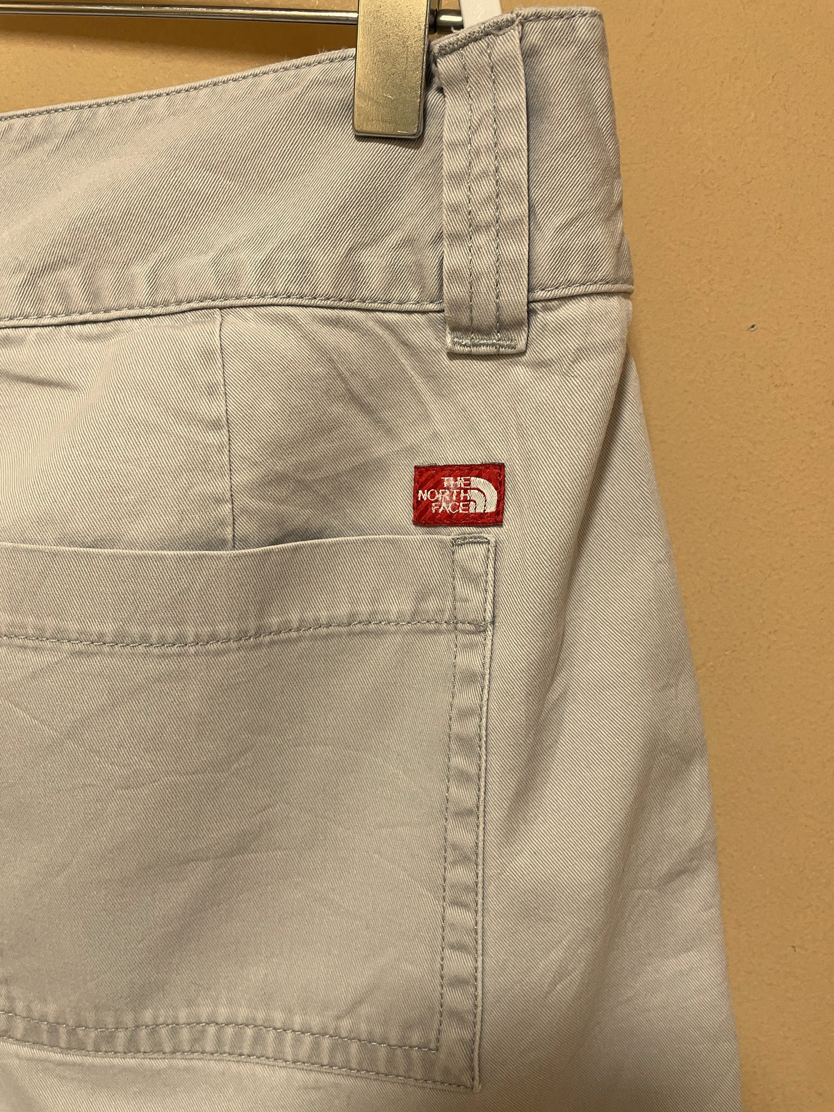 Γυναικείο, Βαμβακερό Σορτς THE NORTH FACE σε Ζεστό Γκρι Χρώμα (No 12)