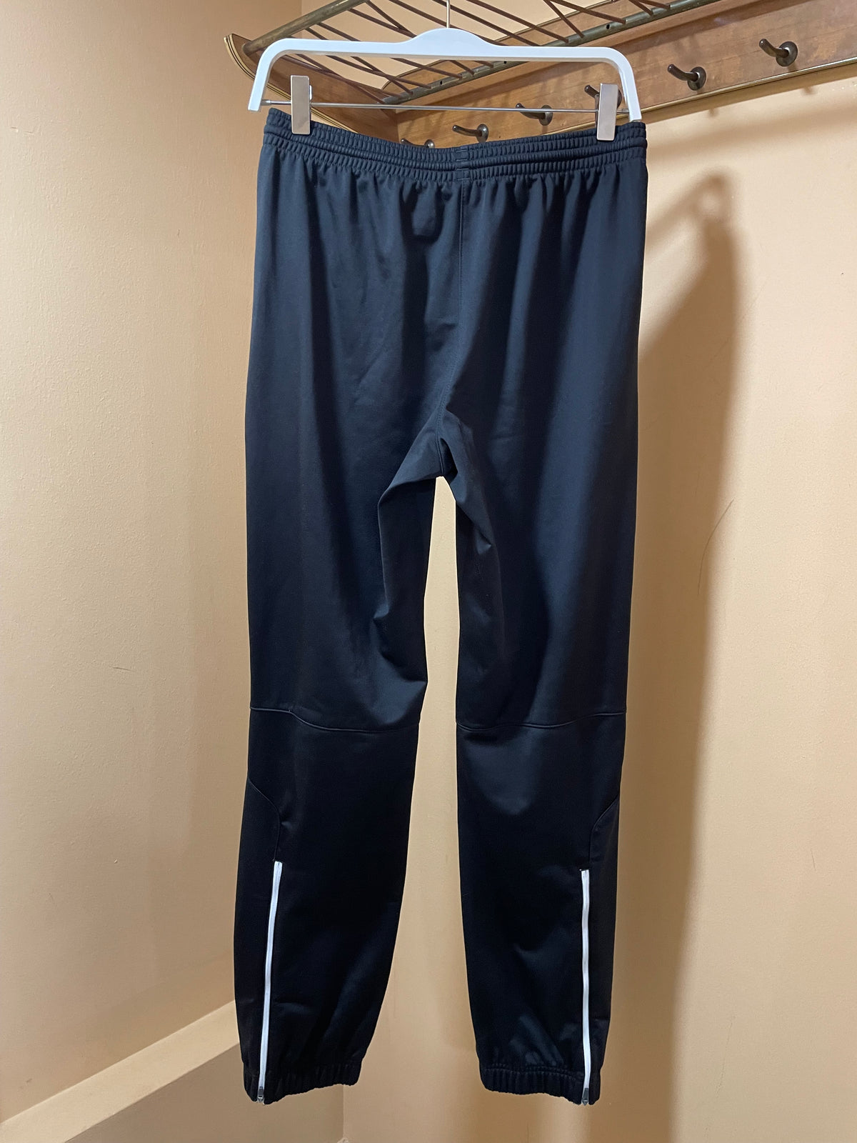 Γυναικεία Αθλητική Φόρμα PUMA σε Μαύρο χρώμα (Small)