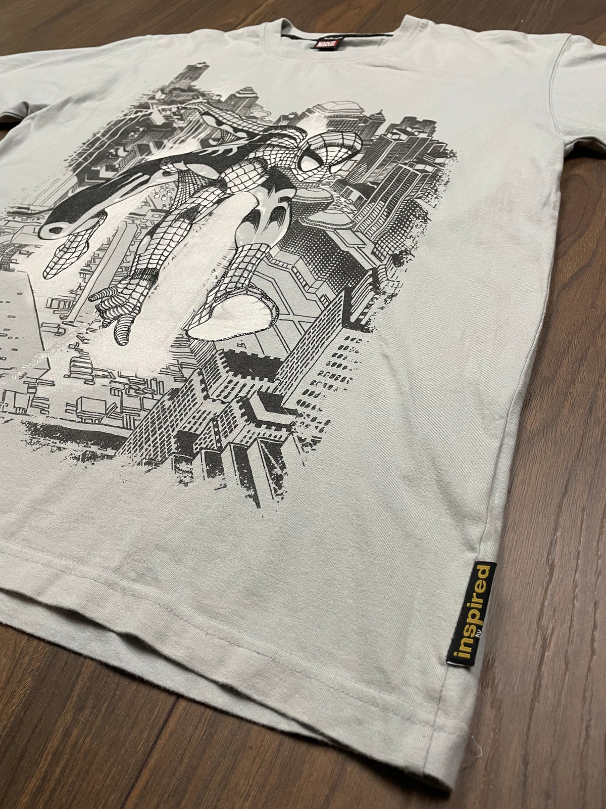 Ανδρικό T-Shirt SPIDER-MAN By MARVEL New Era σε Dirty Σιέλ χρώμα (XL)