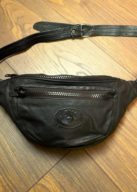 Δερμάτινο Τσαντάκι Μέσης CAMEL Travel Bags σε Μαύρο χρώμα