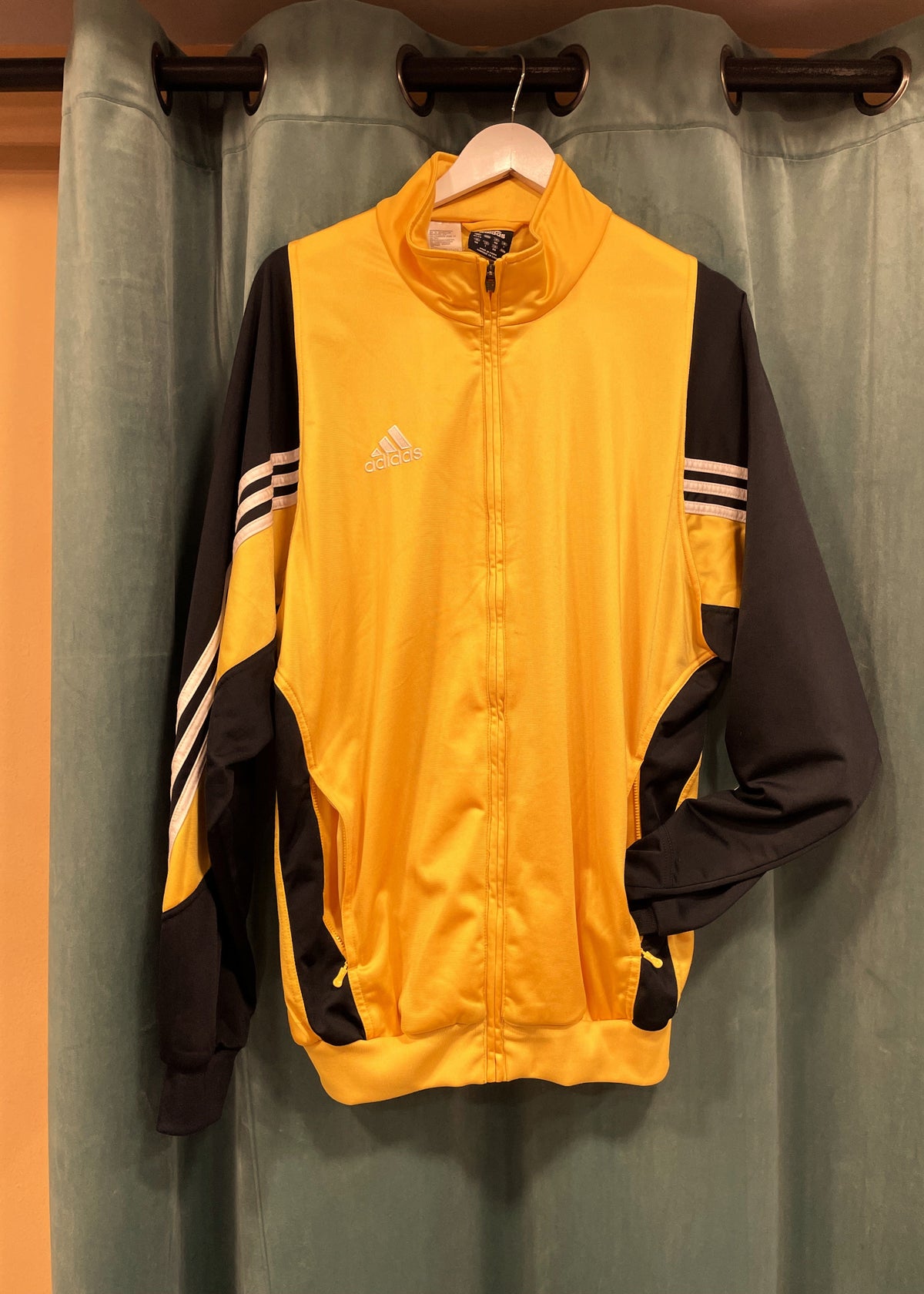 Ανδρική Αθλητική Ζακέτα ADIDAS σε Κίτρινο - Μαύρο χρώμα (Άνετο L)
