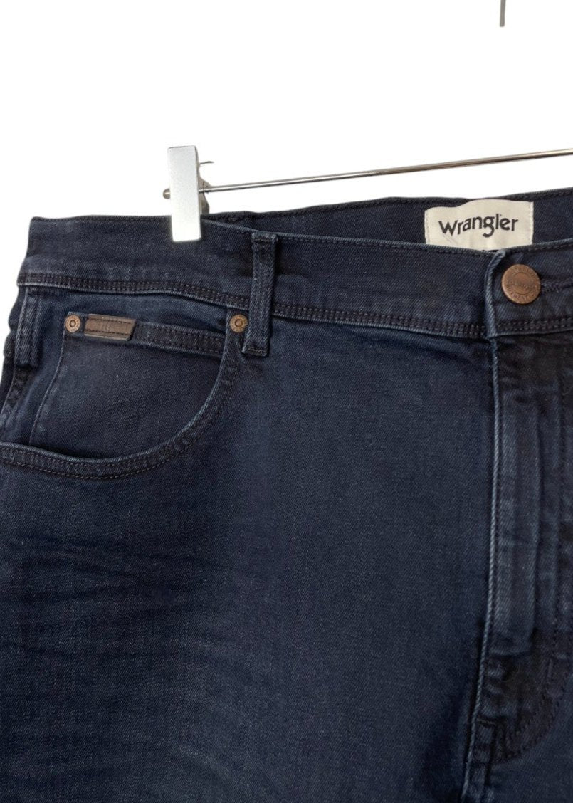 Stock, Aνδρικό Τζιν Παντελόνι WRANGLER σε Σκούρο Denim χρώμα (No. 42)