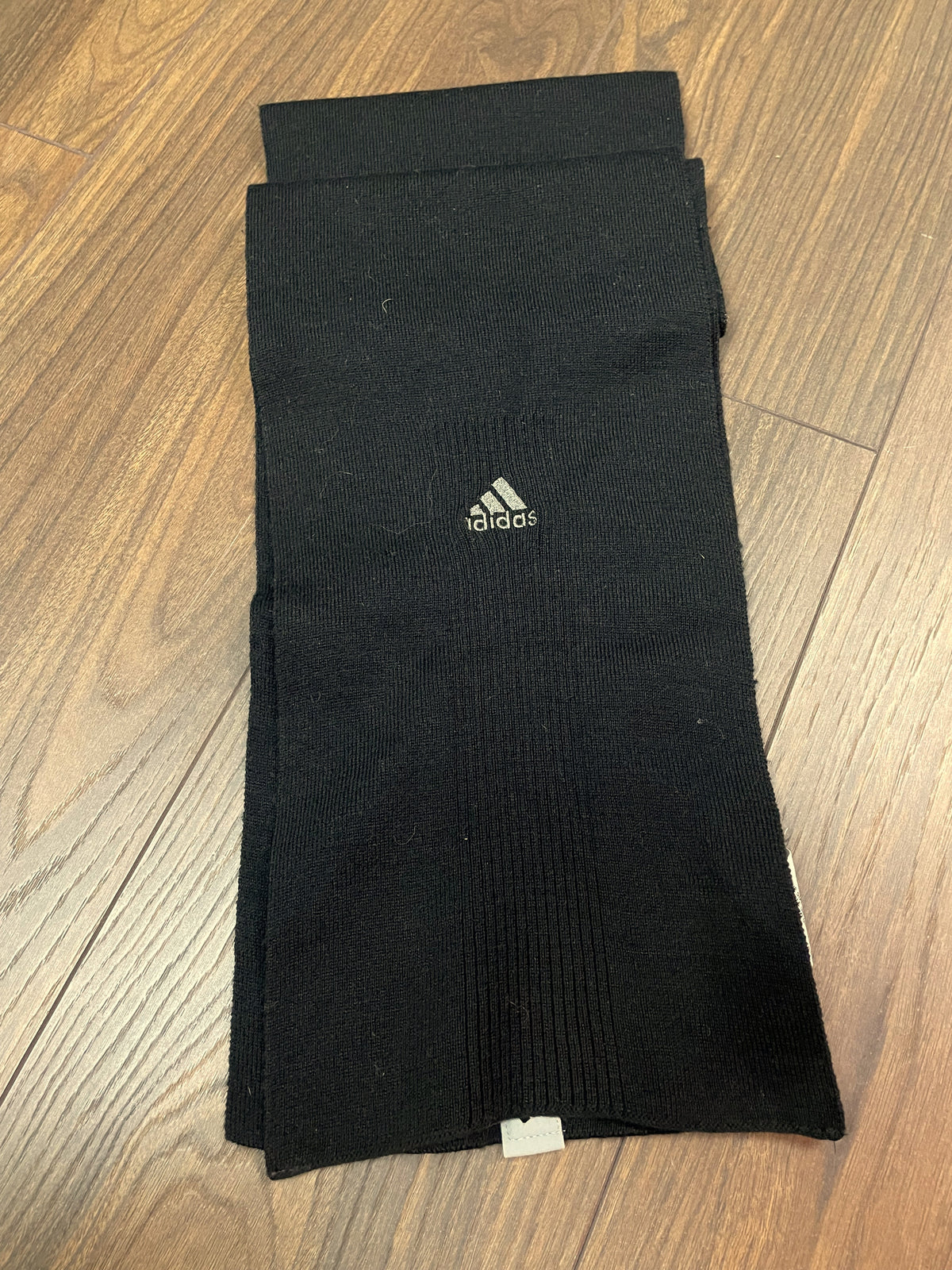 Κασκόλ ADIDAS σε Μαύρο χρώμα