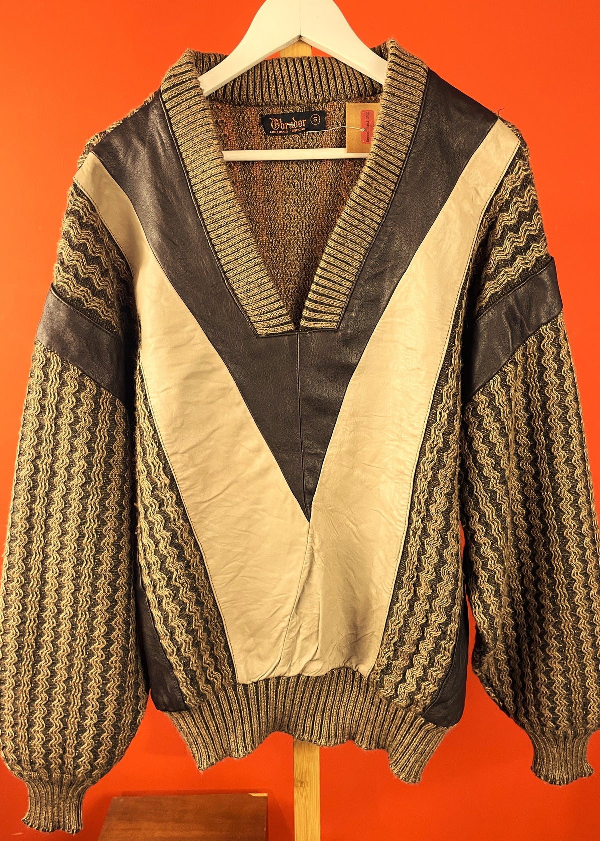 UNIQUE ITEM: Vintage, Πλεκτή Ανδρική Μπλούζα / Πουλόβερ με Δέρμα σε Καφέ χρώμα (Oversized S - Άνετο M)