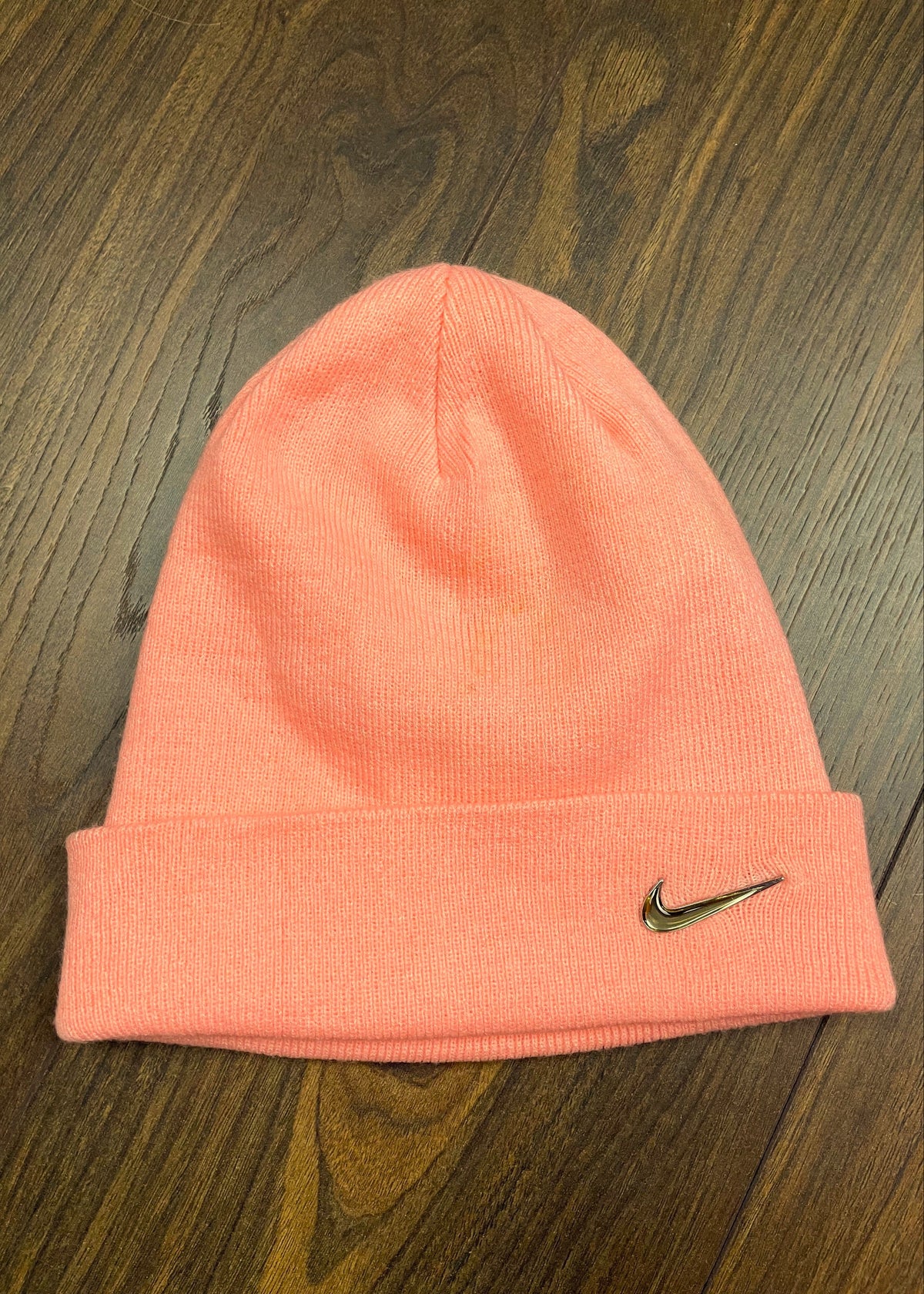 Πλεκτός Σκούφος NIKE σε Ροζ / Κοραλί χρώμα