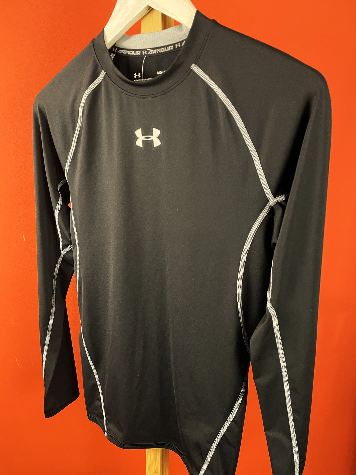 Γυναικεία Αθλητική Μπλούζα UNDER ARMOUR Compression σε Μαύρο χρώμα (Εφαρμοστό M)