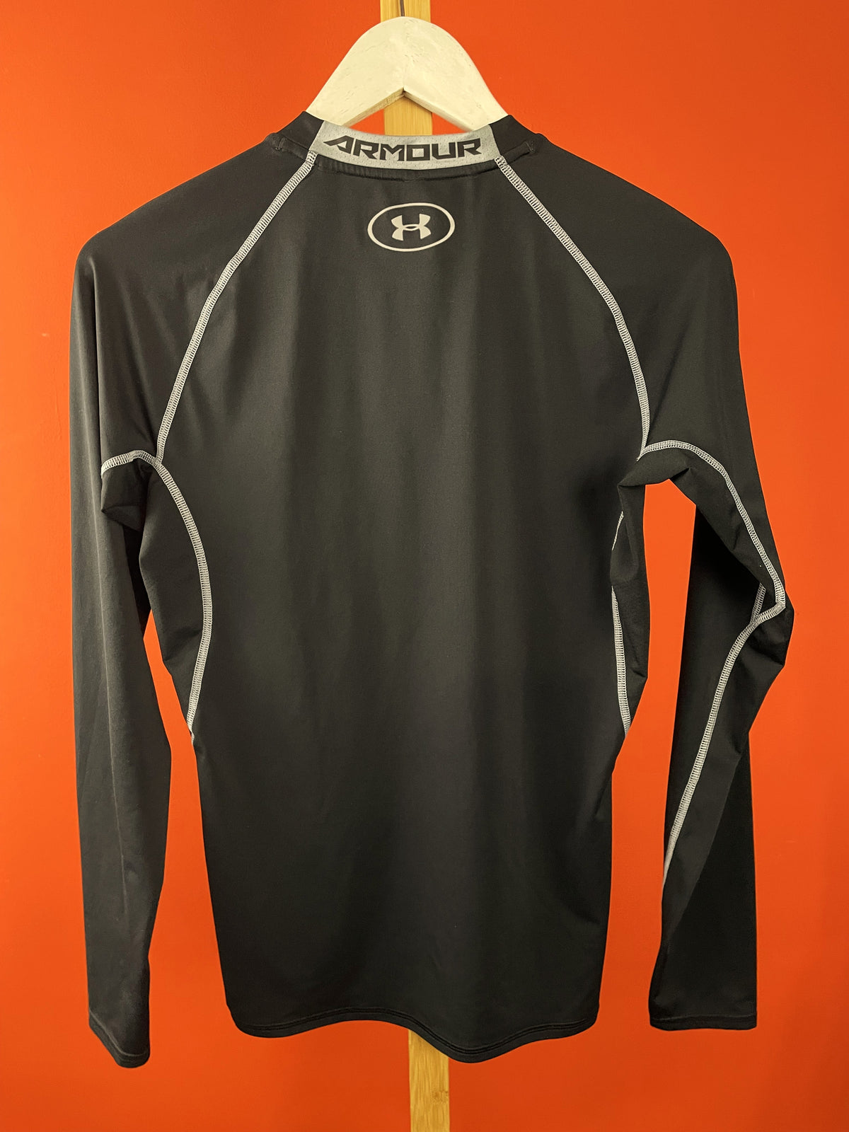 Γυναικεία Αθλητική Μπλούζα UNDER ARMOUR Compression σε Μαύρο χρώμα (Εφαρμοστό M)