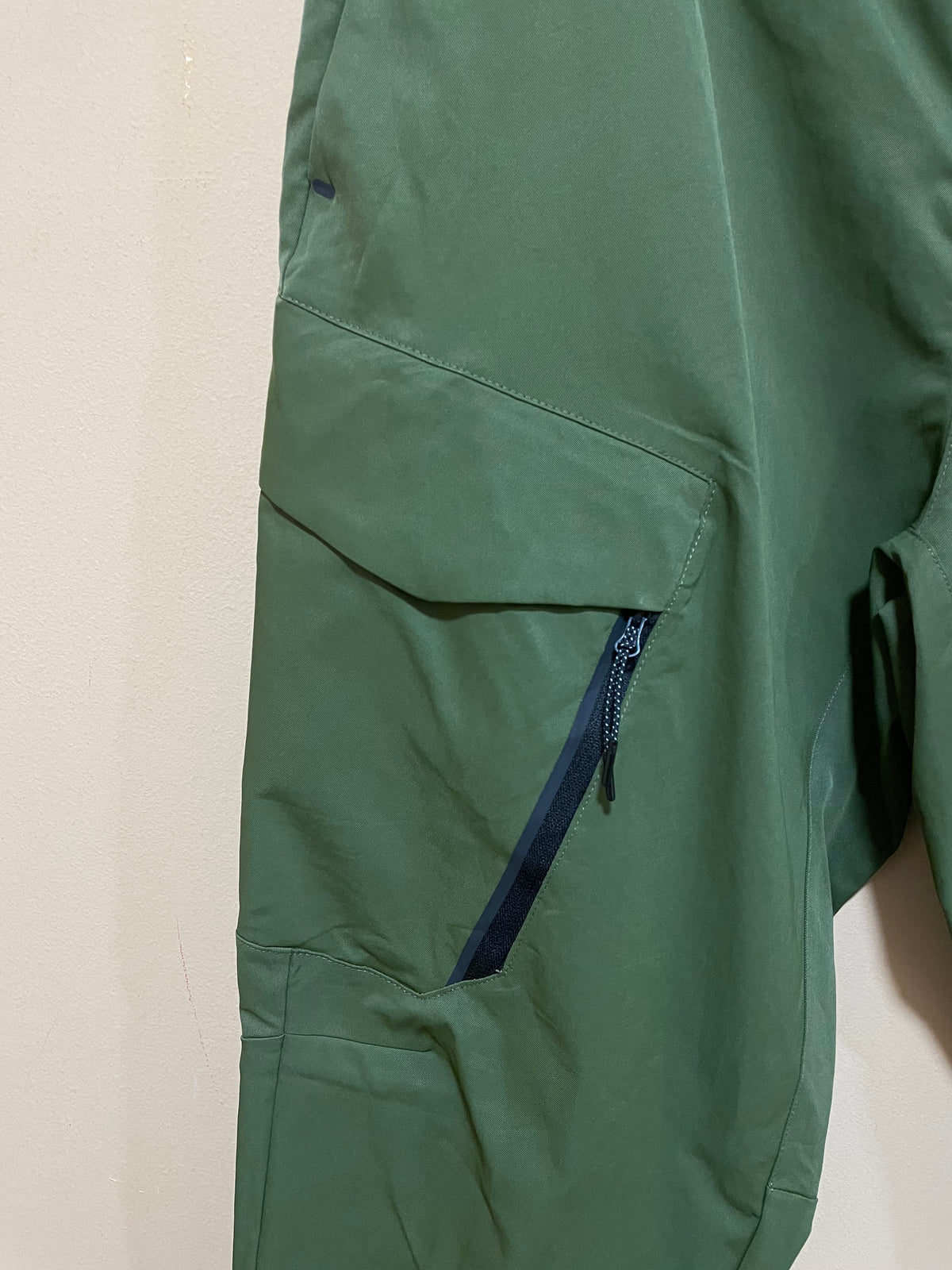 Σπορ Aνδρικό Παντελόνι NIKE σε Χακί χρώμα (No 34)