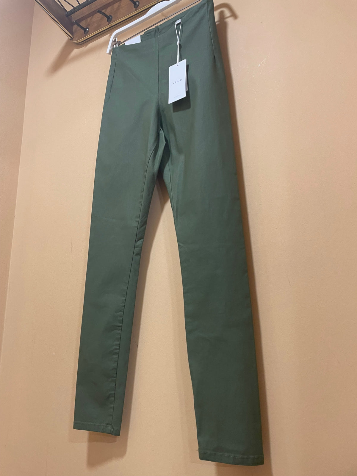 Outlet, Ελαστικό Γυναικείο Παντελόνι VILA Skinny Fit σε Χακί χρώμα (S/M)