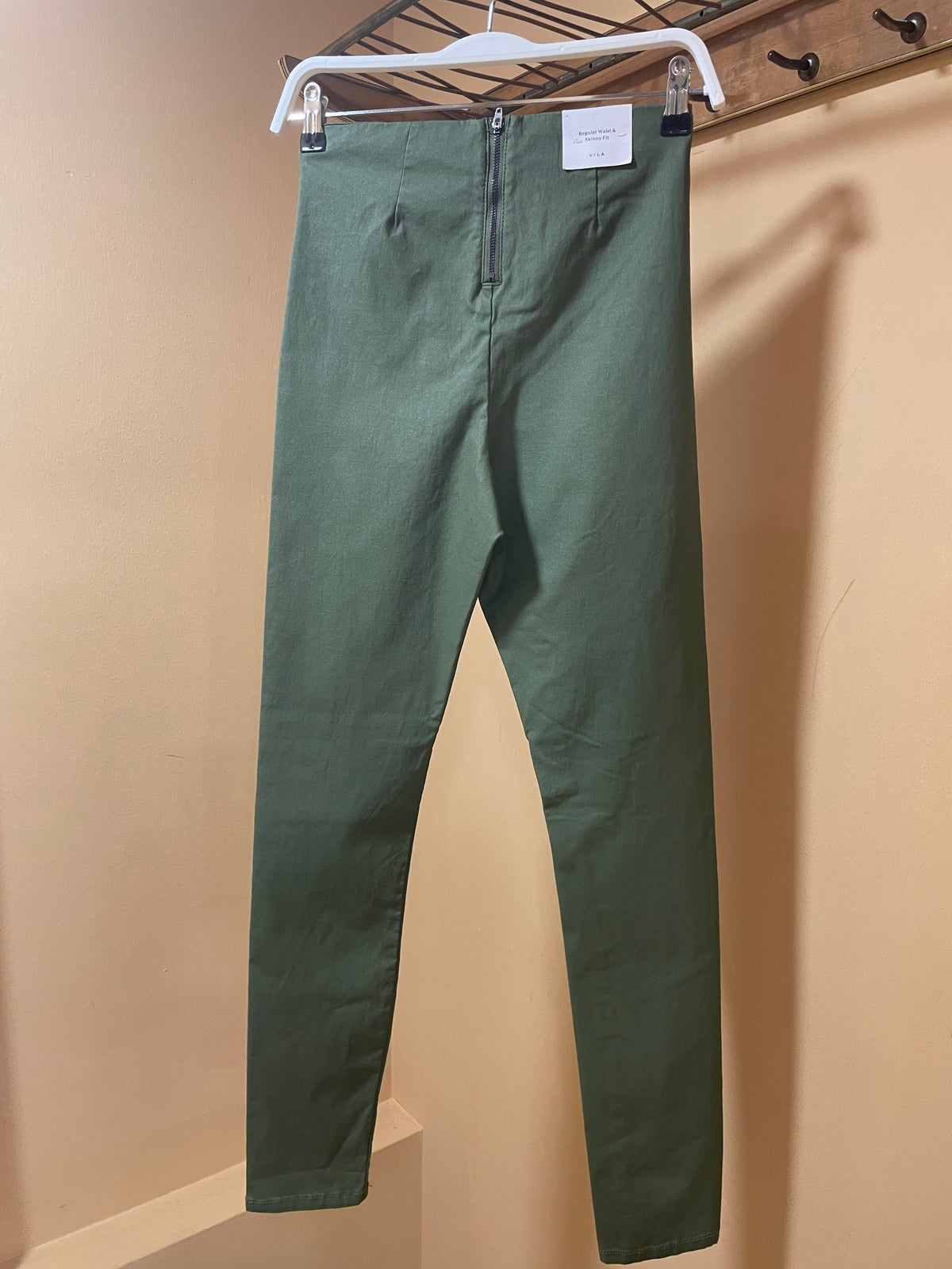 Outlet, Ελαστικό Γυναικείο Παντελόνι VILA Skinny Fit σε Χακί χρώμα (S/M)