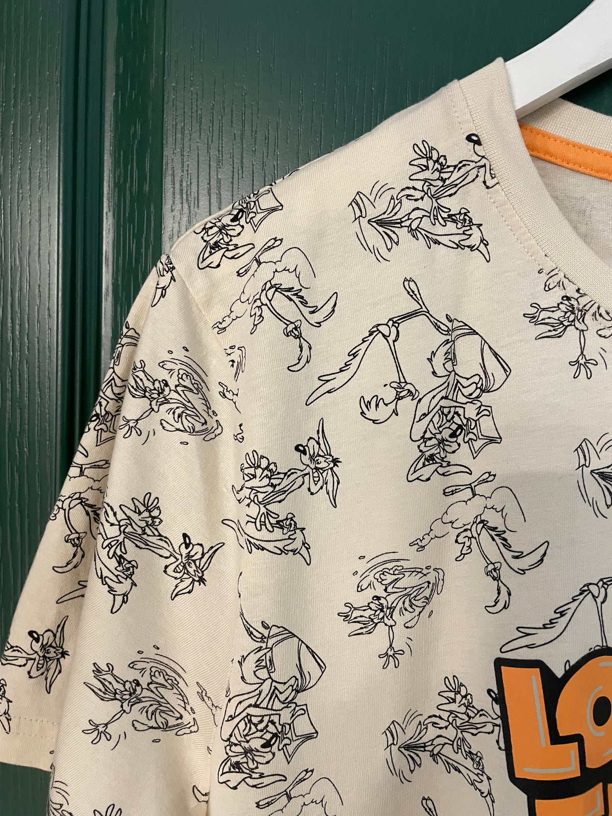 Ανδρική, Kοντομάνικη Μπλούζα -T-Shirt LOONEY TUNES σε Ζαχαρί χρώμα (Large)