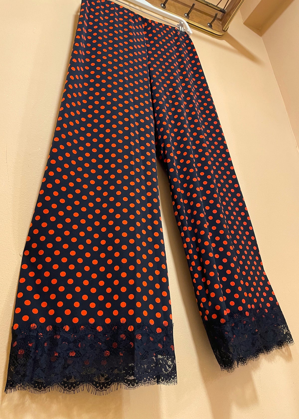 Stock, Πουά Γυναικεία Παντελόνα ZARA σε Μαύρο - Πορτοκαλί χρώμα (Medium)