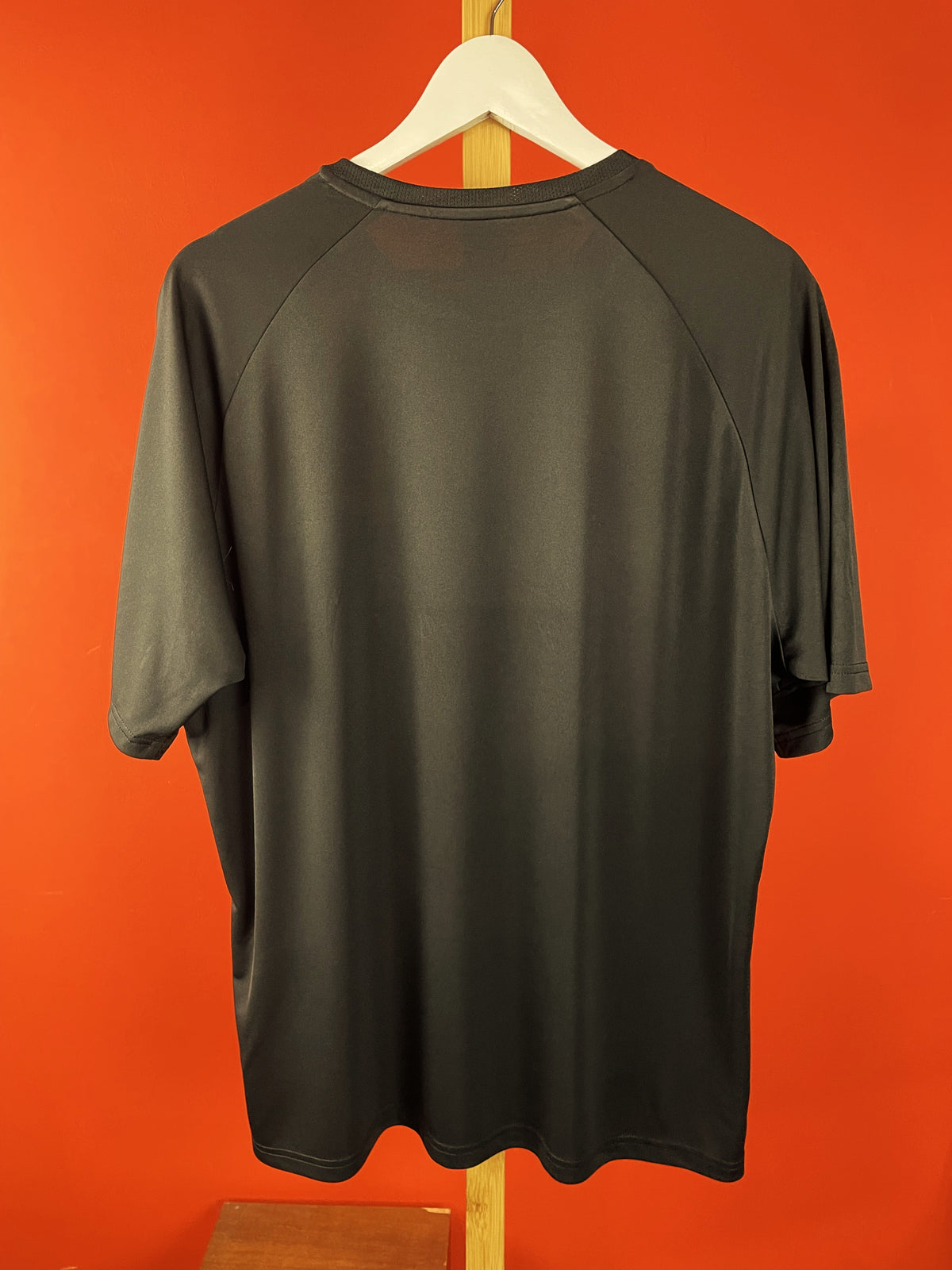 Ανδρική, Αθλητική Μπλούζα -T-Shirt PUMA σε Φλούο Κοραλί - Μαύρο χρώμα (L/XL)