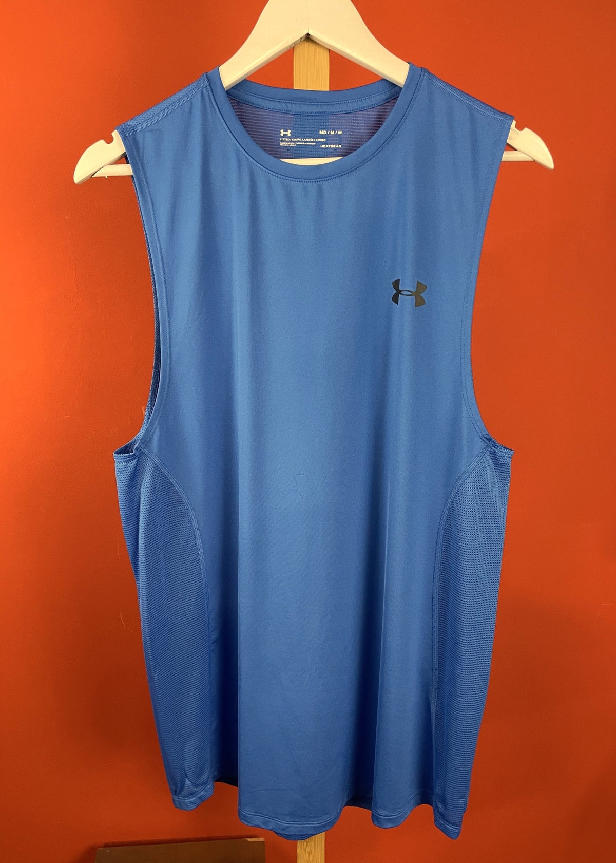 Αμάνικη Ανδρική, Αθλητική Μπλούζα UNDER ARMOUR Heatgear σε Μπλε Ηλεκτρίκ χρώμα (Medium - Fitted)