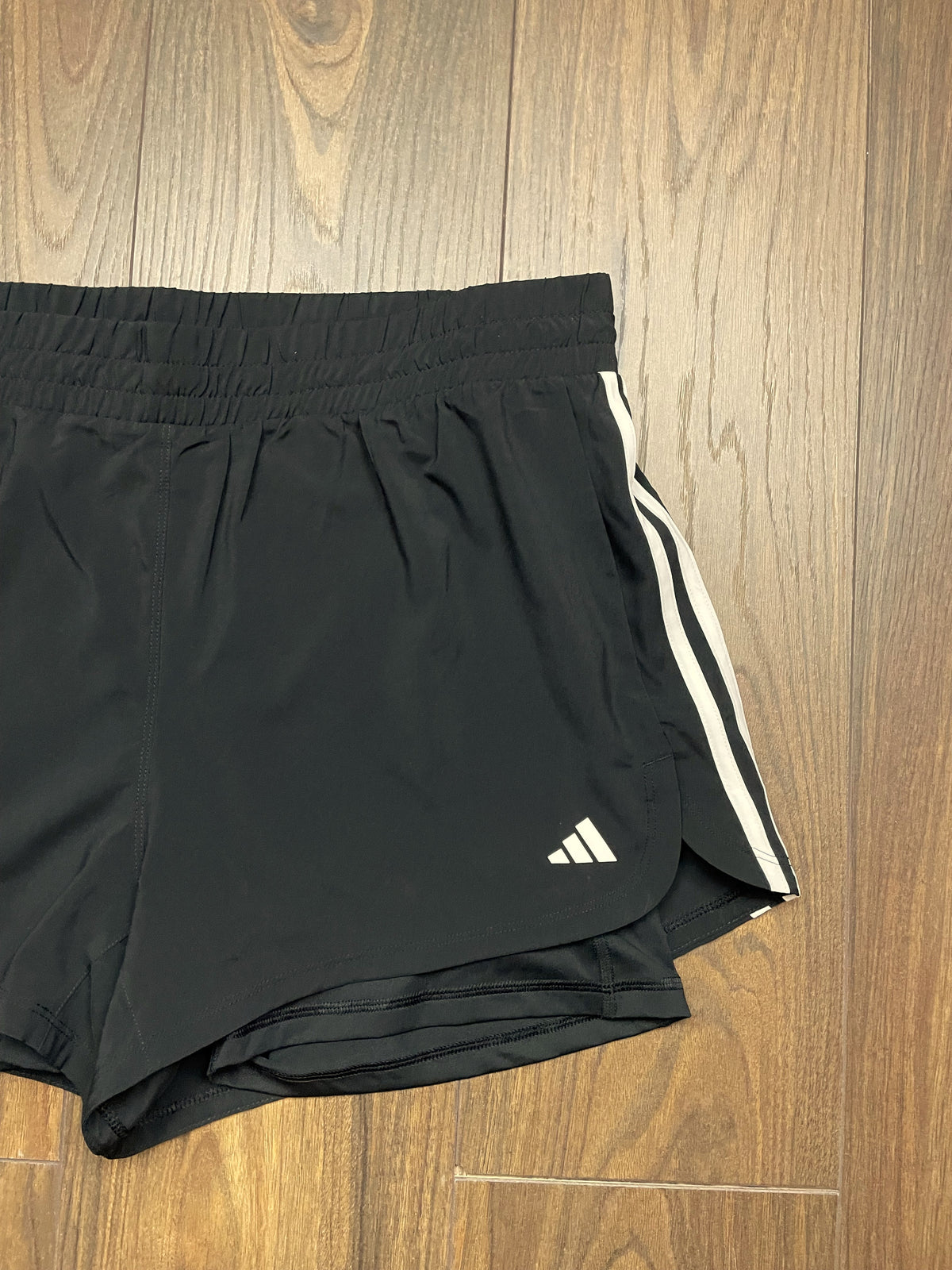 Γυναικείο Αθλητικό Running Σορτς ADIDAS σε Μαύρο Χρώμα (XL)