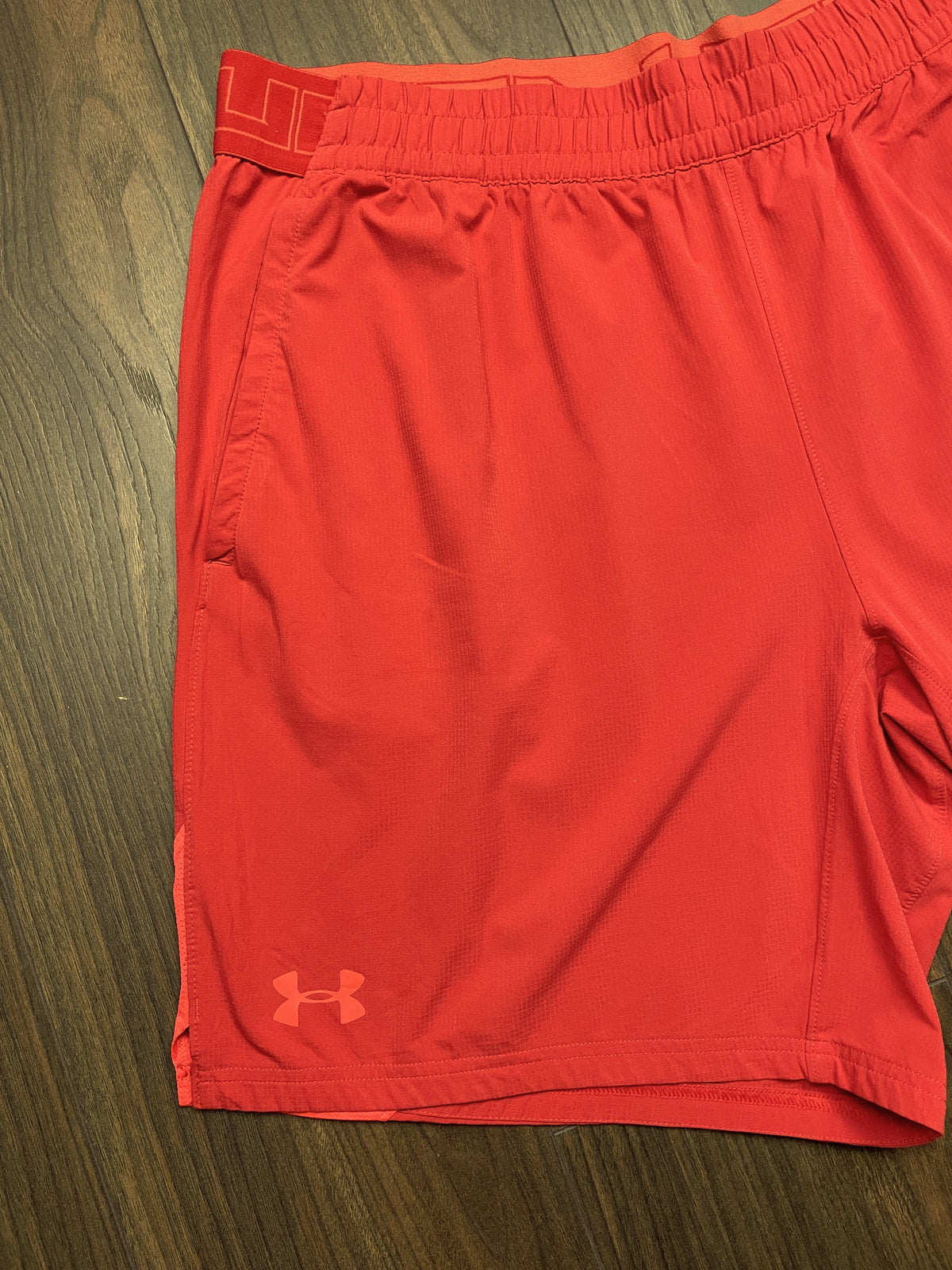 Ανδρικό, Αθλητικό Σορτς UNDER ARMOUR σε Κόκκινο χρώμα (XL)