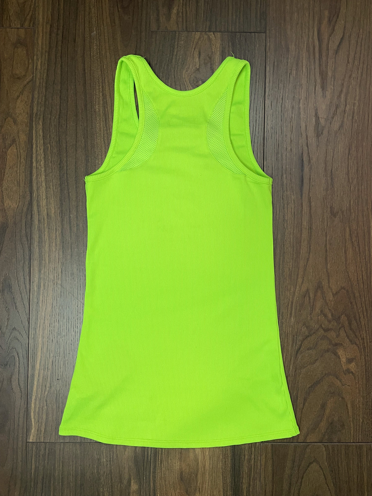 Αμάνικη, Γυναικεία Αθλητική Μπλούζα UNDER ARMOUR σε Lime Green (Small)