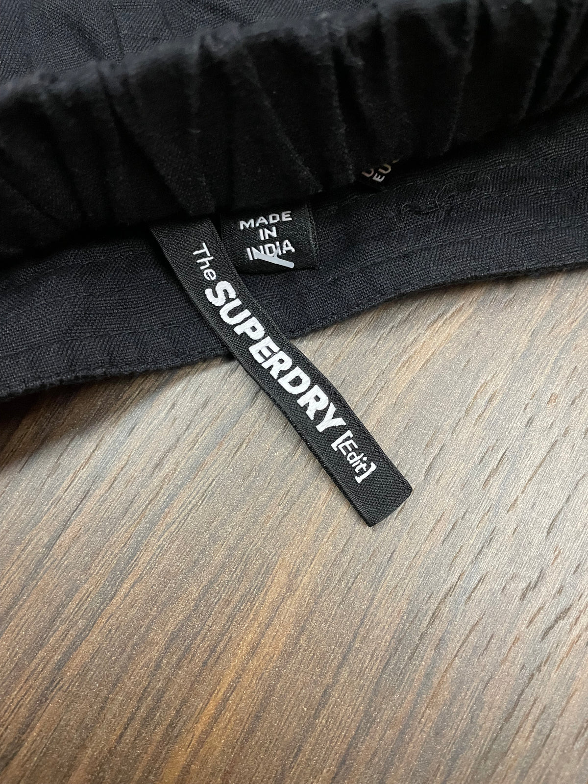 Γυναικείο Σορτς SUPERDRY σε Μαύρο χρώμα (Medium)