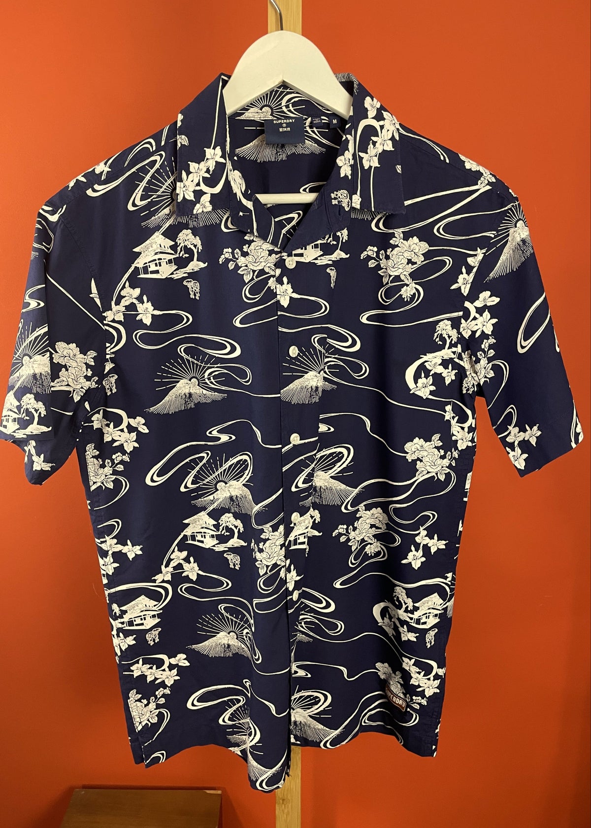 Hawaiian Style Πουκάμισο SUPERDRY σε Σκούρο Μπλε χρώμα (ΑΝΔΡΙΚΟ: S - ΓΥΝΑΙΚΕΙΟ: M)
