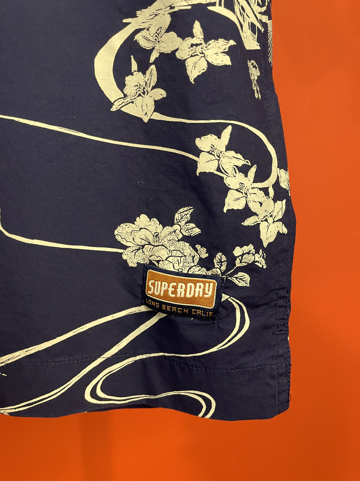 Hawaiian Style Πουκάμισο SUPERDRY σε Σκούρο Μπλε χρώμα (ΑΝΔΡΙΚΟ: S - ΓΥΝΑΙΚΕΙΟ: M)