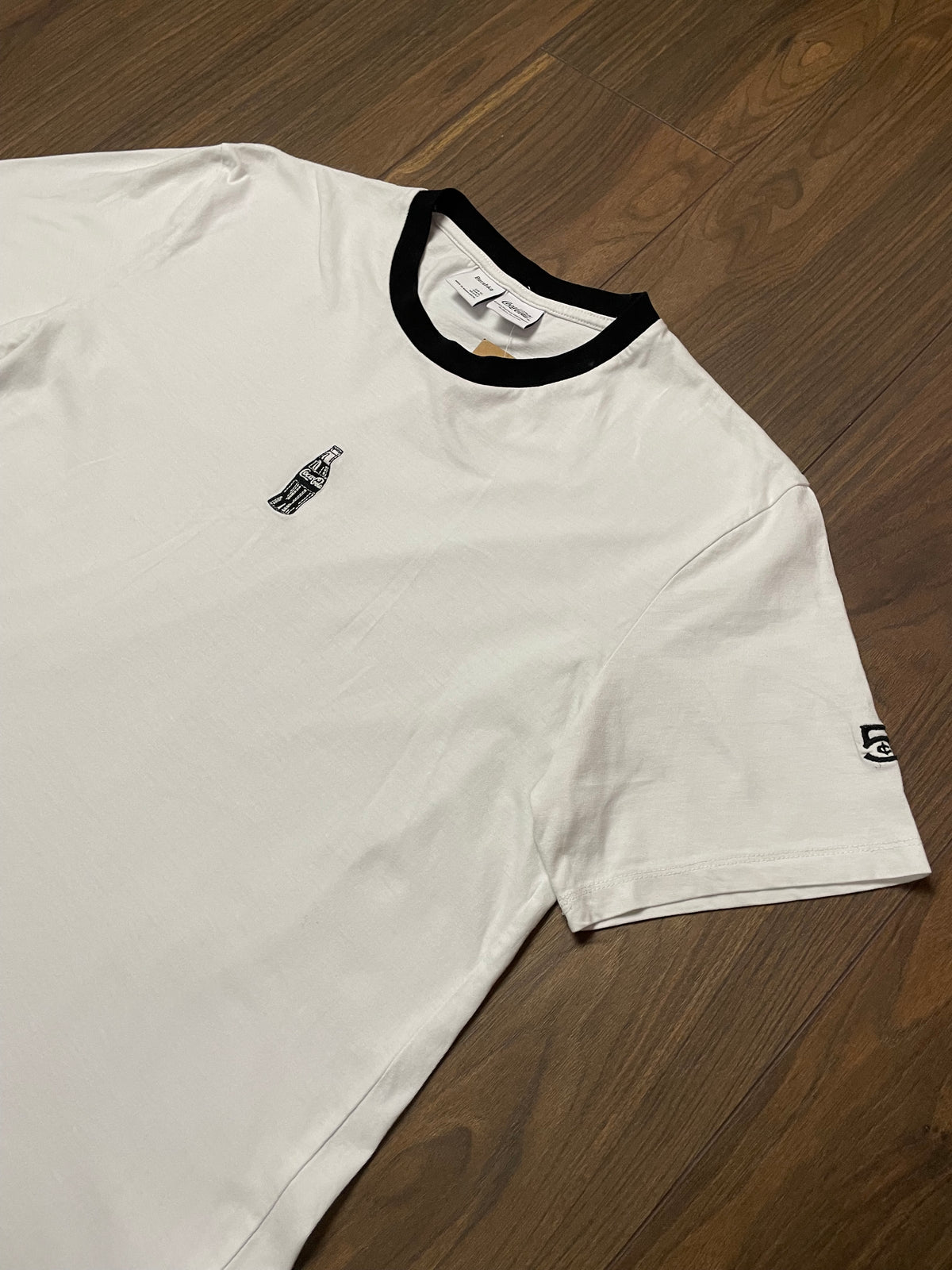 Ανδρική Κοντομάνικη Μπλούζα - T-Shirt Coca Cola σε Λευκό χρώμα (L/XL)