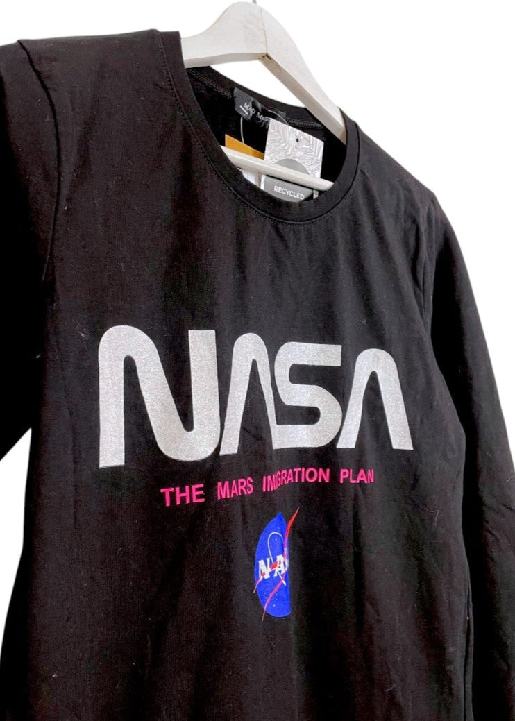 Μακρυμάνικη Γυναικεία Μπλούζα  NASA σε Μαύρο χρώμα (Medium)