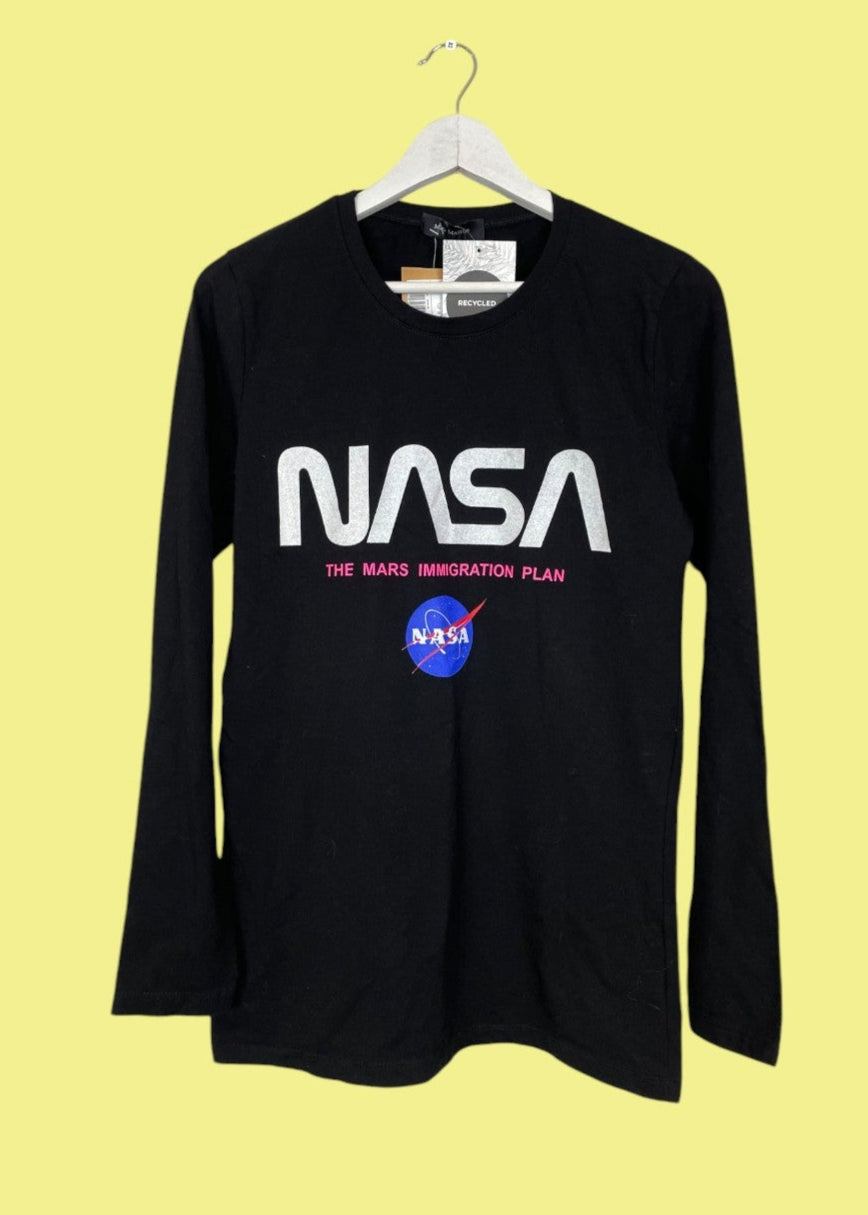 Μακρυμάνικη Γυναικεία Μπλούζα  NASA σε Μαύρο χρώμα (Medium)