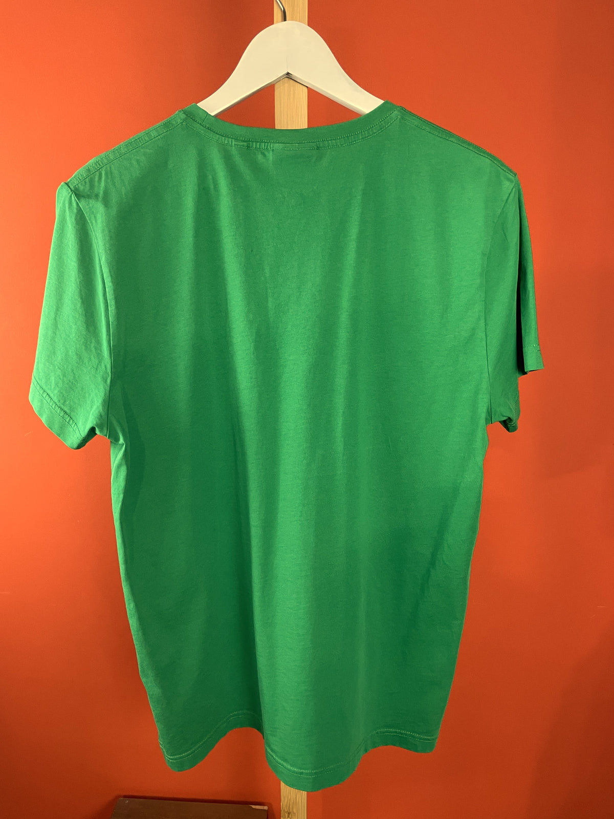 Κοντομάνικη Ανδρική Μπλούζα - T-Shirt GANT σε Ζωντανό Πράσινο χρώμα (Large)