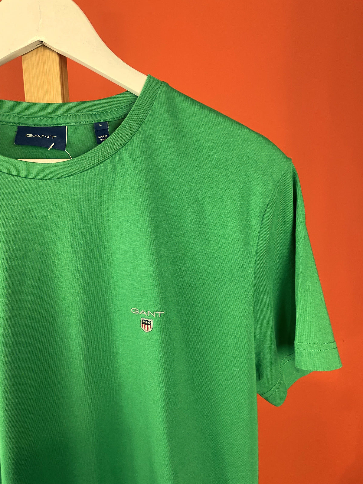 Κοντομάνικη Ανδρική Μπλούζα - T-Shirt GANT σε Ζωντανό Πράσινο χρώμα (Large)