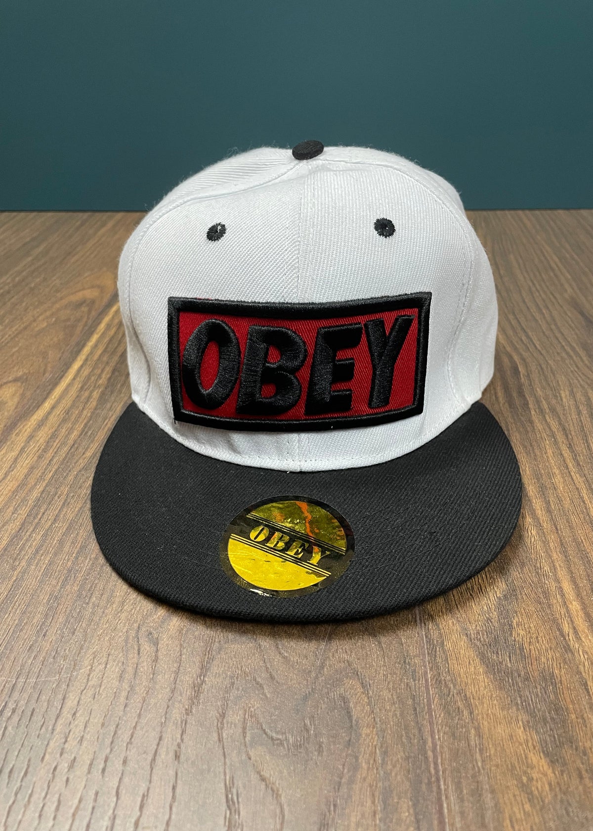 Καπέλο Τζόκεϊ OBEY σε Ασπρόμαυρο χρώμα